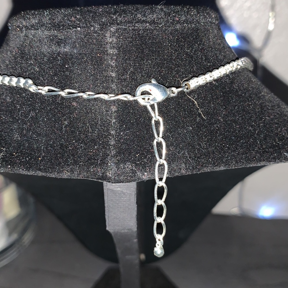 Beautiful Sparkling Necklace. - Picture 5 of 8